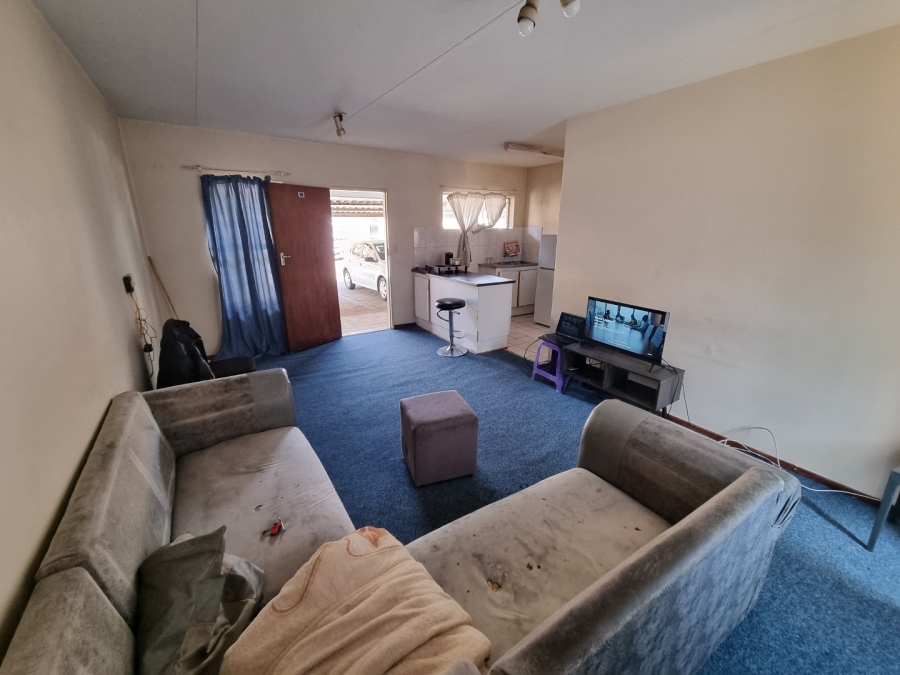 1 Bedroom Property for Sale in Willows Free State